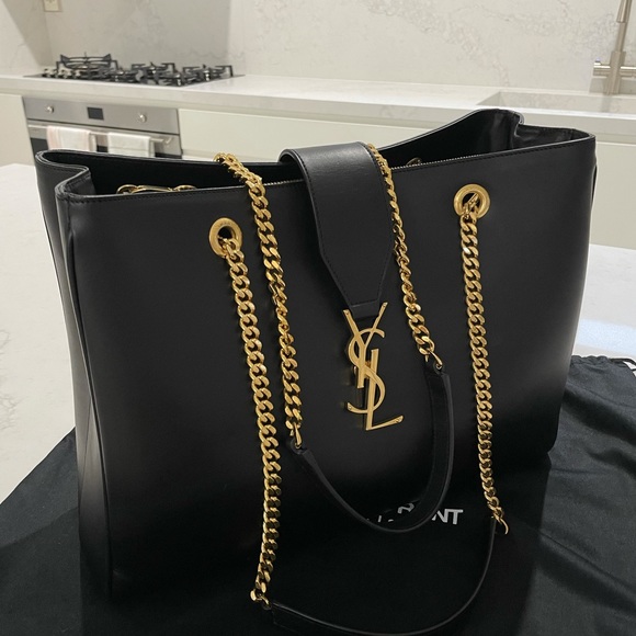 Saint Laurent Classic Monogramme Large Satchel - Picture 7 of 9